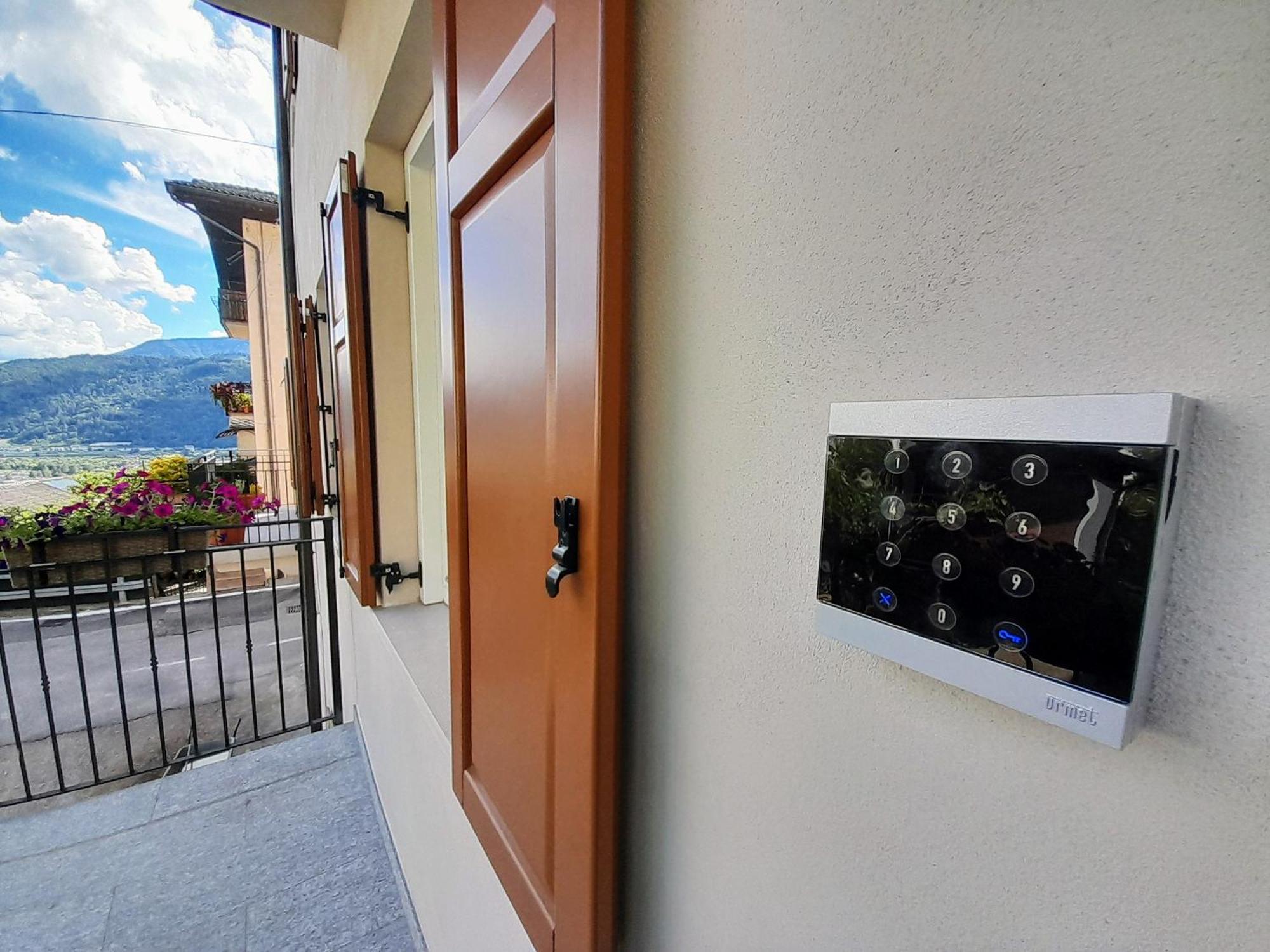 Casa Rosanelli Apartment Tenna Exterior photo